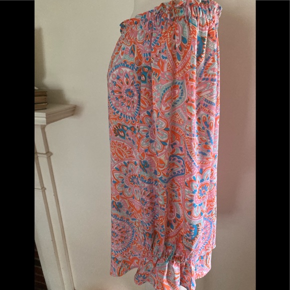 TALBOTS Women pink paisley off the shoulder Top. - Picture 3 of 8